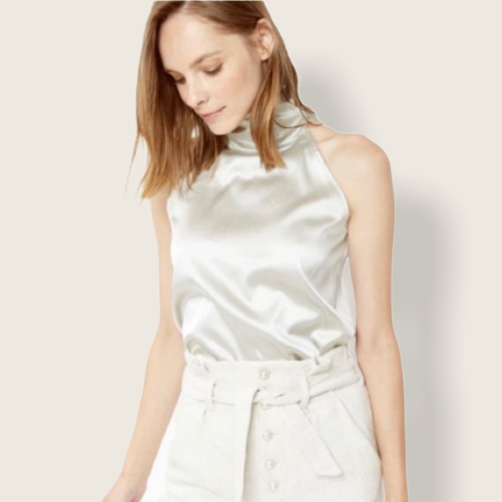 NWT Generation Love Gemma Tie Top Platinum Size M